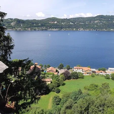 Appartamento Casa Ortensia Angera