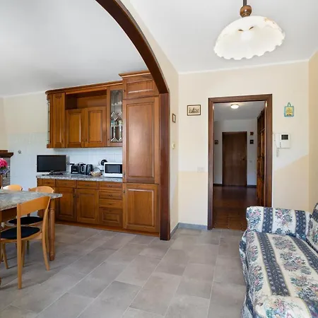 Casa Ortensia Appartamento Angera