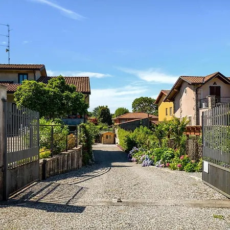 Appartamento Casa Ortensia Angera